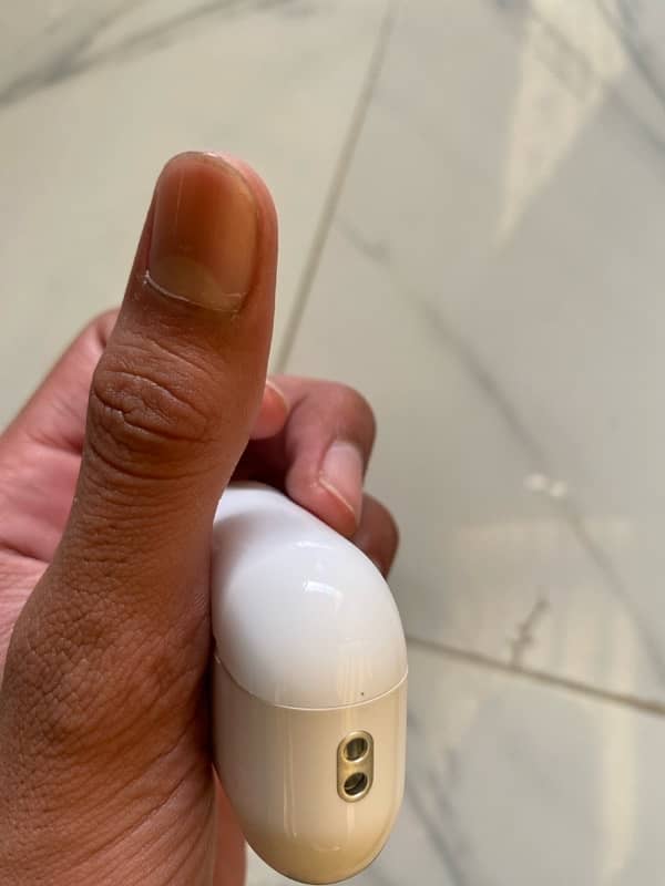 Apple AirPods 2nd generation WhatsApp number 03352802620 3