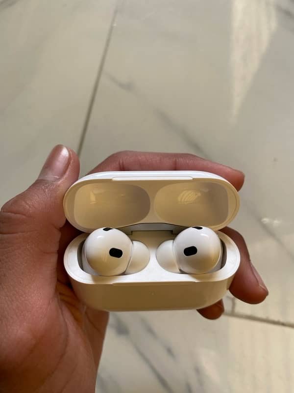 Apple AirPods 2nd generation WhatsApp number 03352802620 4