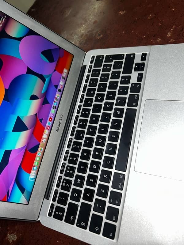 Apple Mac Book Air 4