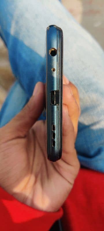 Vivo Y20s 10/8 condition 4/128 4