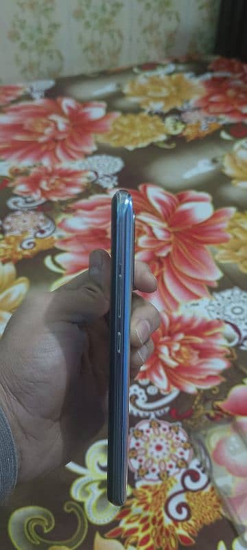 vivo v19 4