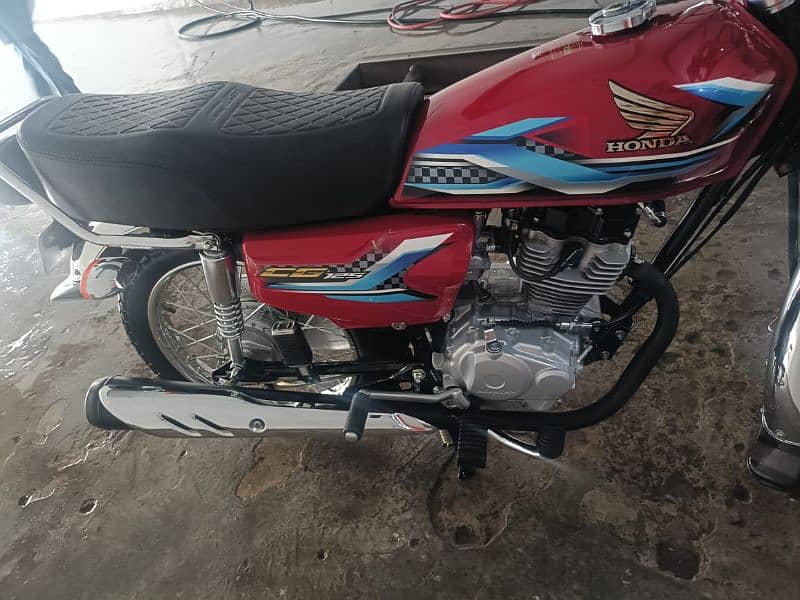 Honda 125 for sale new condition 0