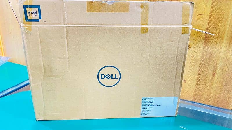 Dell Latitude 3520 8