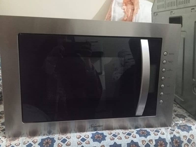 built-in microwave and oven with rack 0