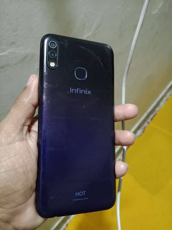 Infinix Hot 8 4