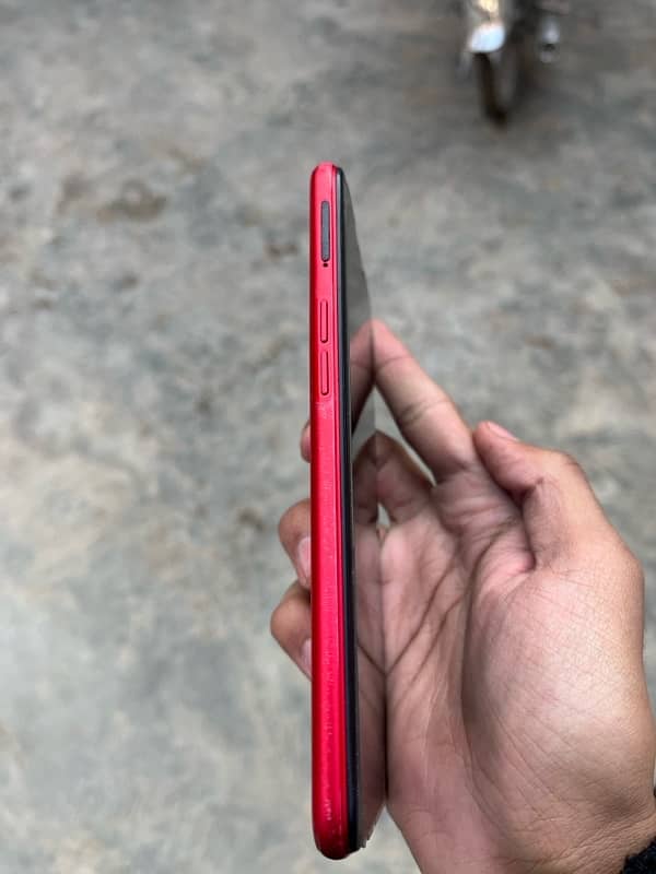 OPPO A3s 4