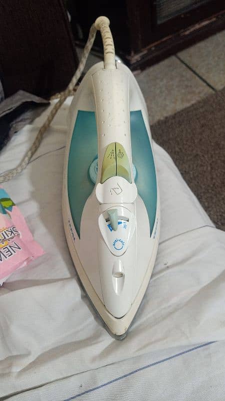 tefal steam iron 1