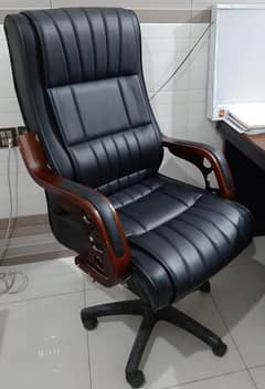 Executive , Office Staff Chair , Computer revolving , Mash Chair