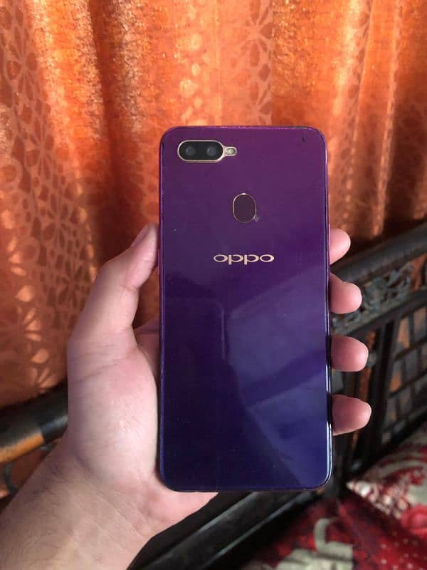 Oppo f9 4/64gb with box 1