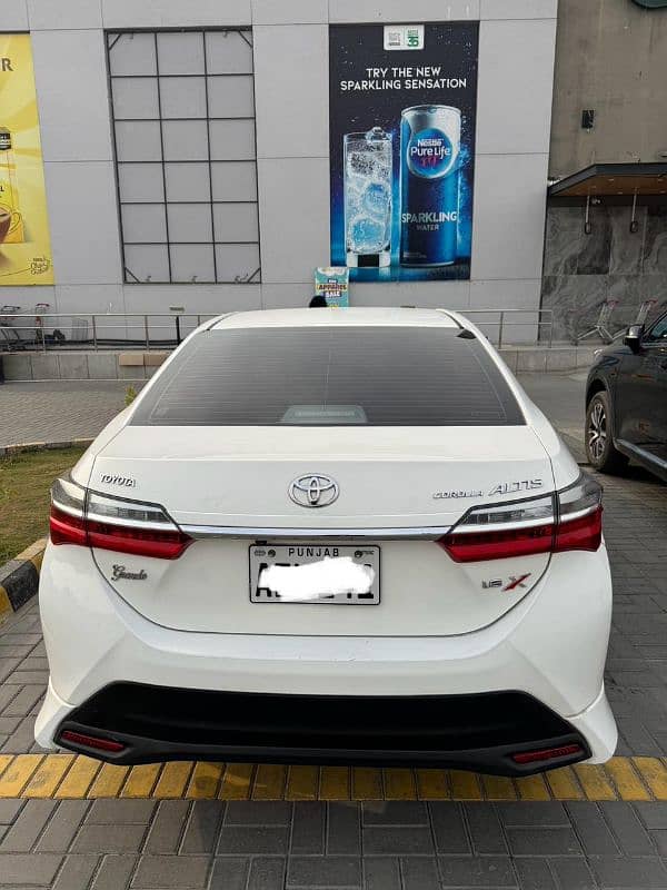 Toyota Altis Grande 2021 1