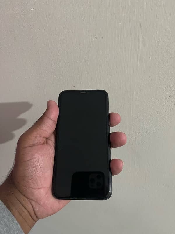 iPhone 11 Pro 1