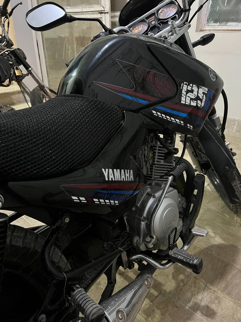 Yamaha YBR 125G 2022 1