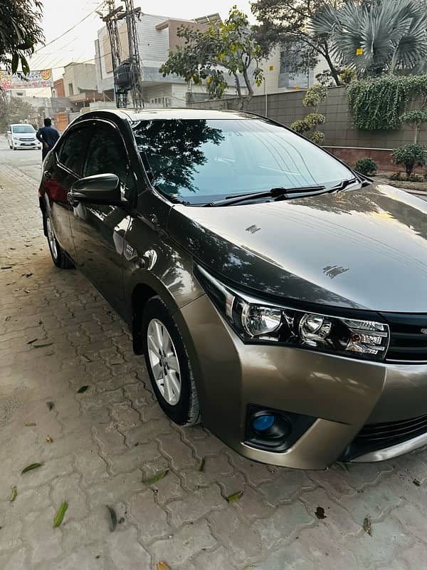 Toyota Altis Grande 2015 10