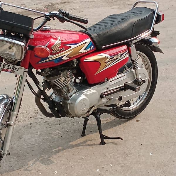 Honda 125 2020 model totally janiyan bayomatric available 3