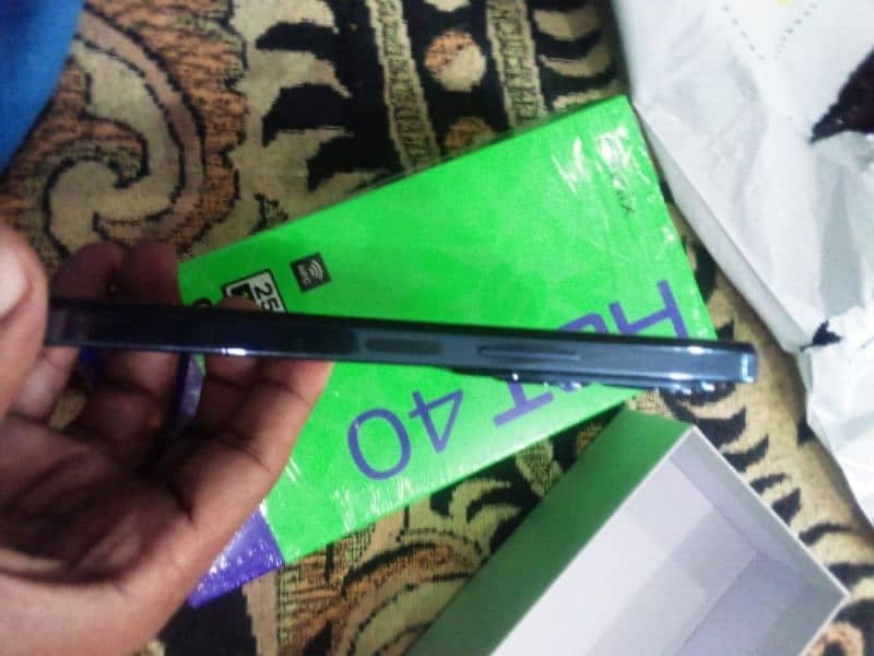 urgent sale infinix hot 40 256gb 2