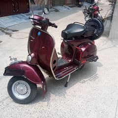 Vespa italy 12 volts 1978 model available for sale