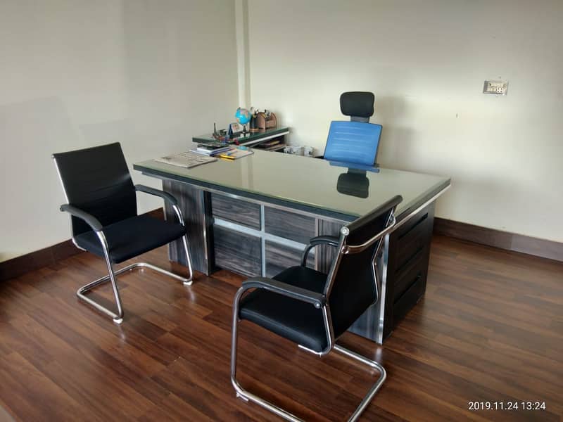 Office Furnitures CEO , Executive Tables and Chairs 8