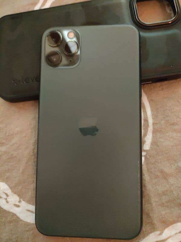 iPhone 11 Pro Max Condition Great 1