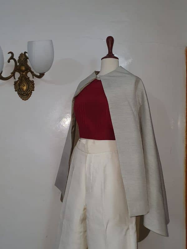 Brand New Fashion Show Outfit - Red Shirt, White Pants & Grey Cape 1