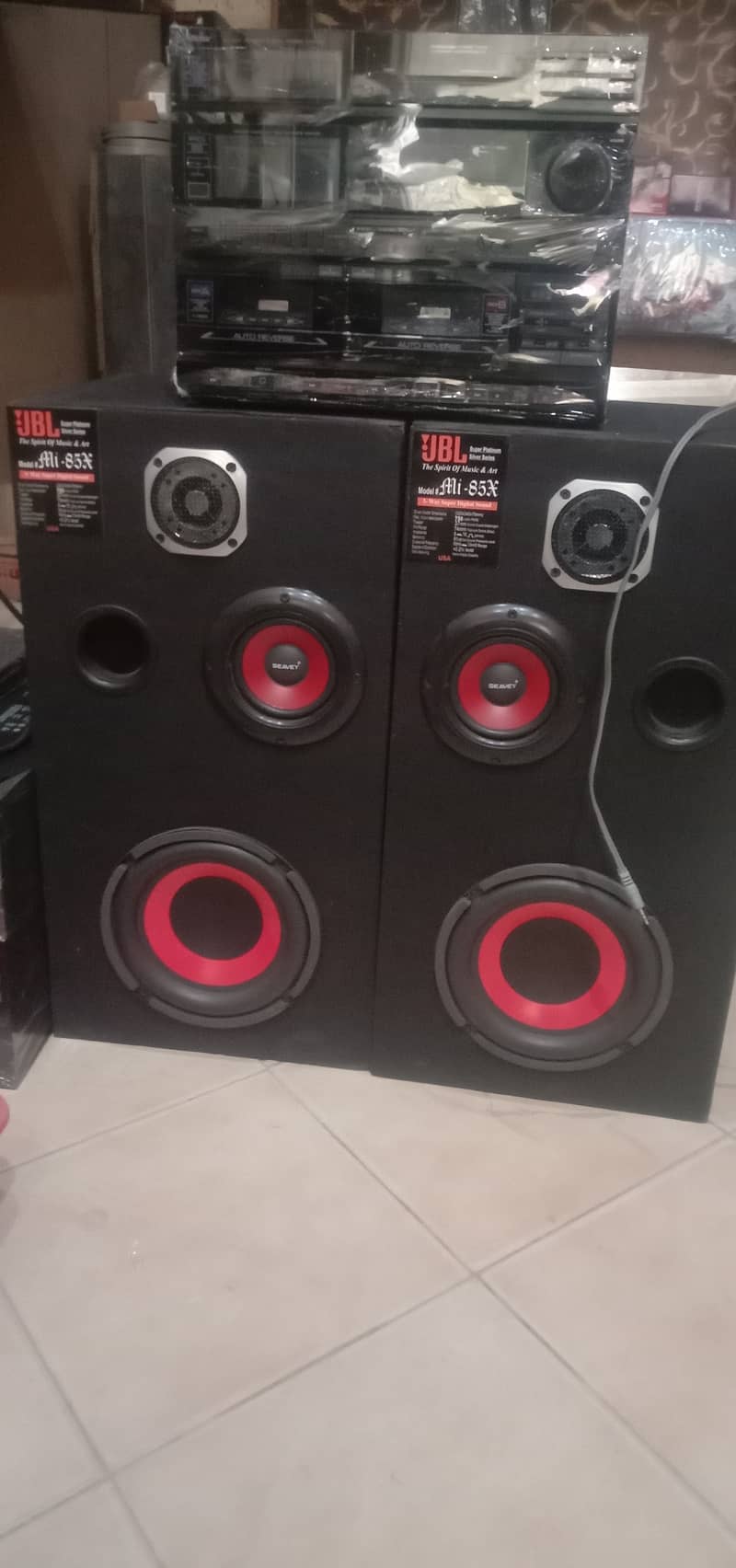 japnies amplifiler and wofar sapikar 0