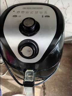 black and decker air fryer in good condition