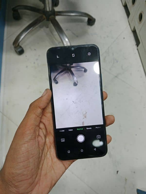 infinix hot 8 lite . full original hay . not open 3