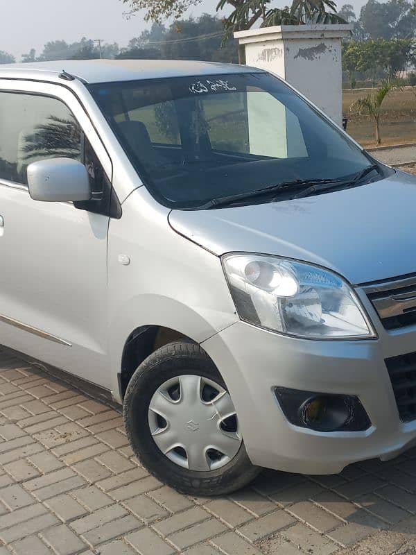 Suzuki Wagon R 2017 total genuine 62k milage guaranteed 1