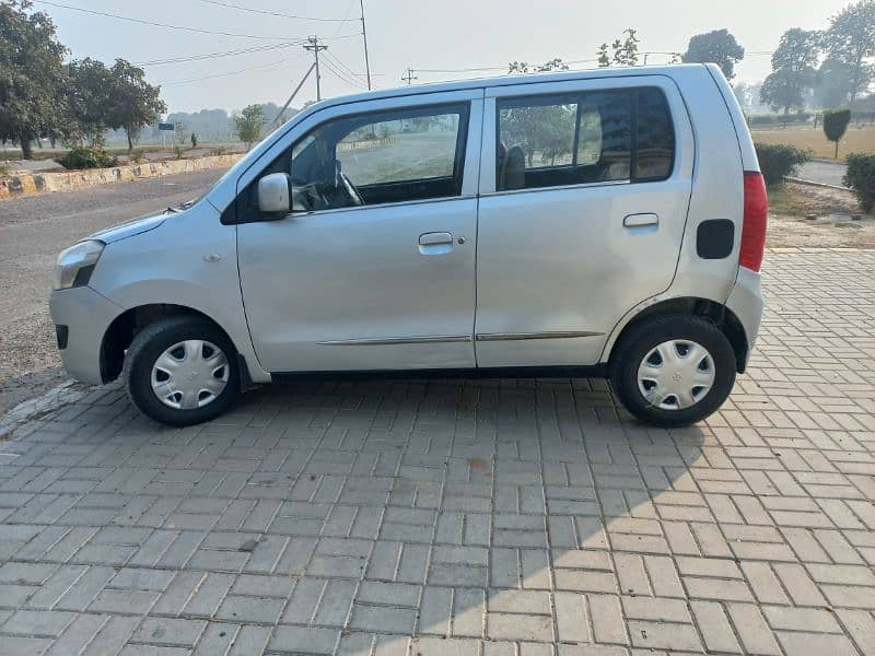 Suzuki Wagon R 2017 total genuine 62k milage guaranteed 4