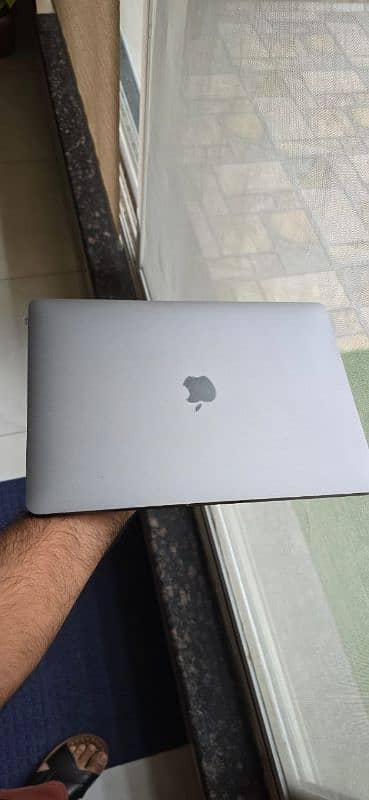 Apple MacBook Pro M1 2021 5