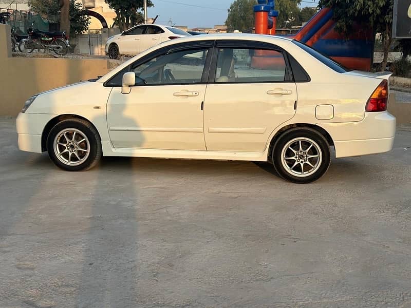 Suzuki Liana 2007 10