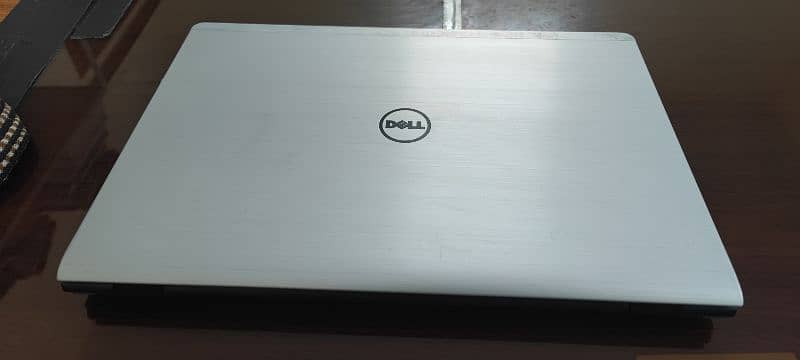 Dell inspiron i7 4th 5748 laptop 2gb graphics card 17 inch 0