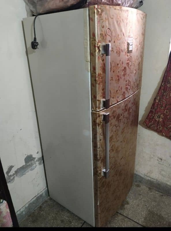 refrigerator good condition 5