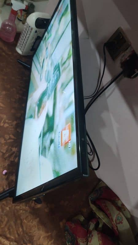 Samsung 32 inch LED TV 4