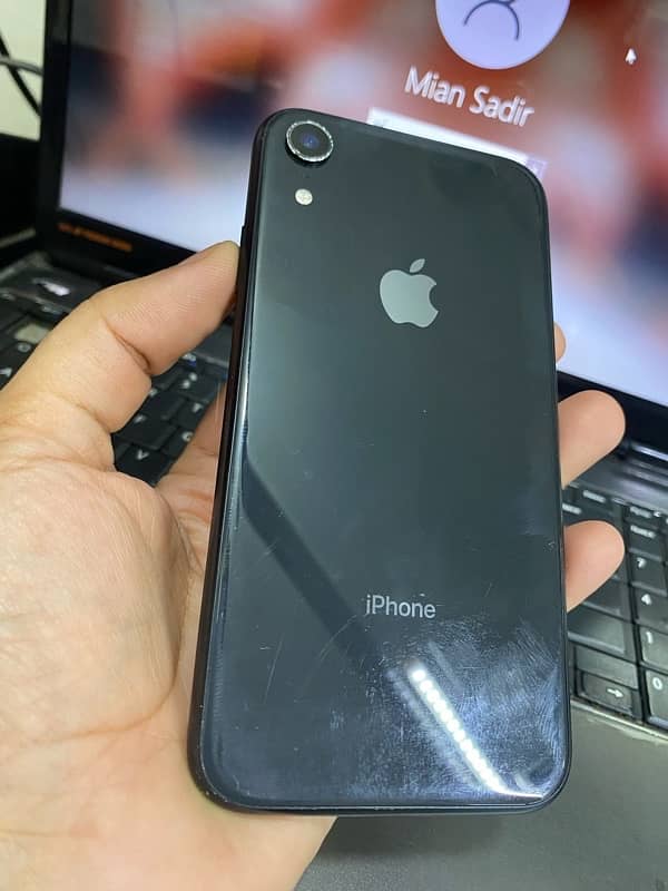 iphone XR 64GB NON 86 Health 1