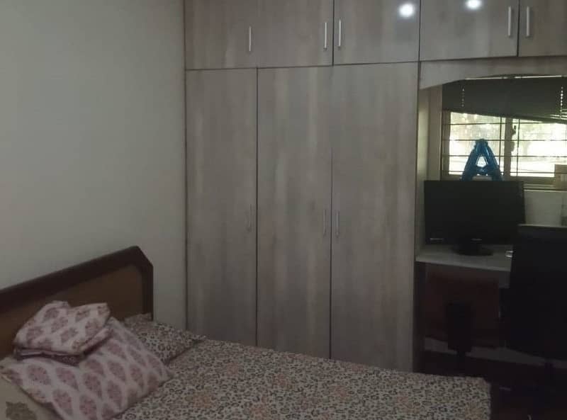 1 Kanal House Use Available For Sale 9