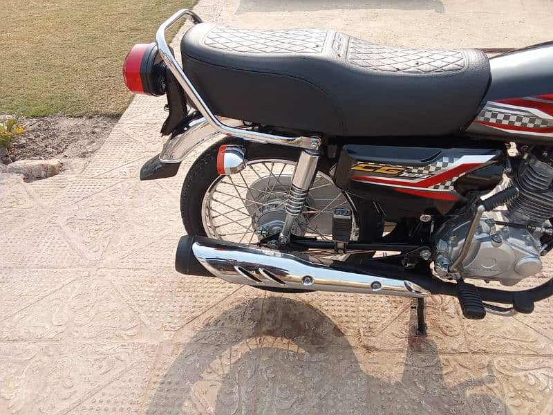 Honda 2024 bilkul A 1 condition bilkul as like new 2