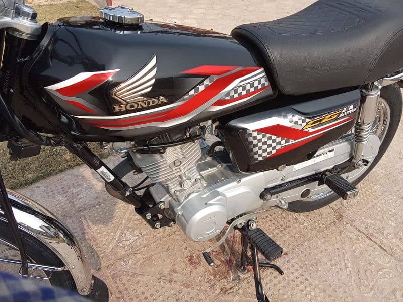 Honda 2024 bilkul A 1 condition bilkul as like new 4