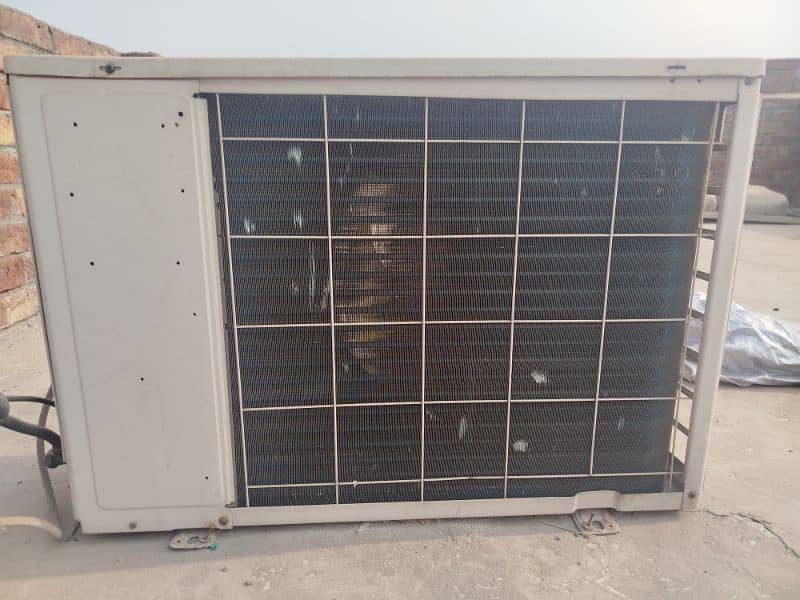 Haier AC for Sale without Pipe 4