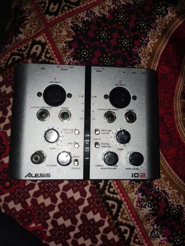 Alesis IO2 Audio interface 1