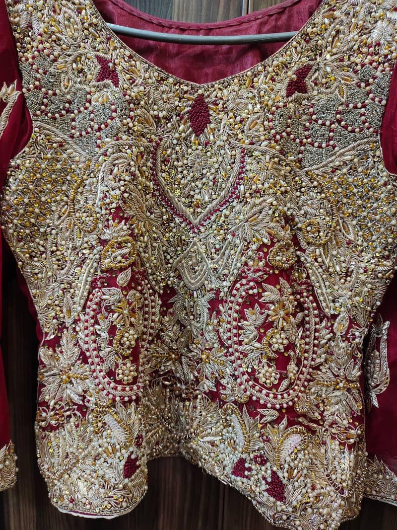 BRIDAL LEHENGA FOR SALE WORN ONLY ONCE JUST LIKE NEW RED COLOUR 5