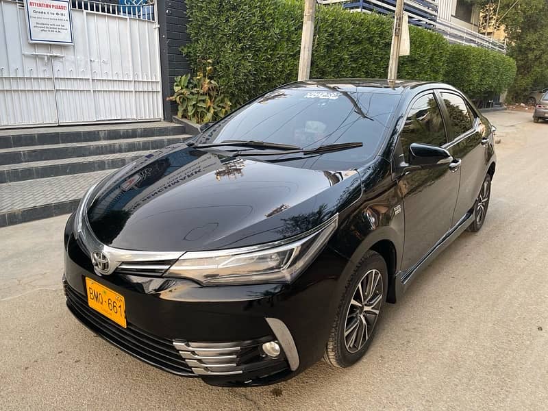 Toyota Corolla Altis Grande 2017/2018 4