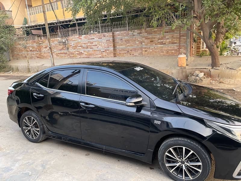 Toyota Corolla Altis Grande 2017/2018 8