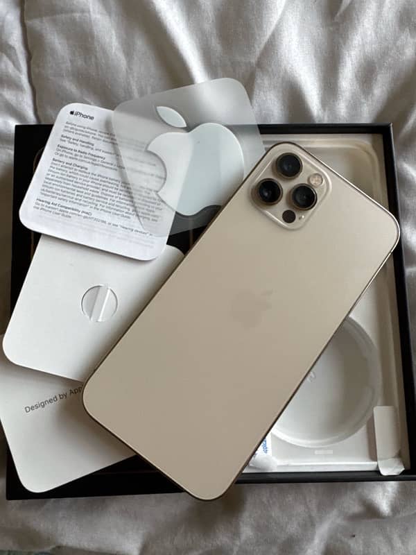 Iphone 12 PRO factory unlocked 0