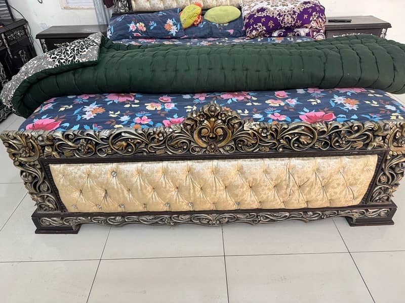 Chinoti Bed With Dressing Table 3