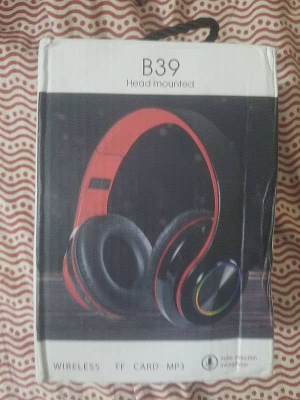 B39 HEADPHONE 3