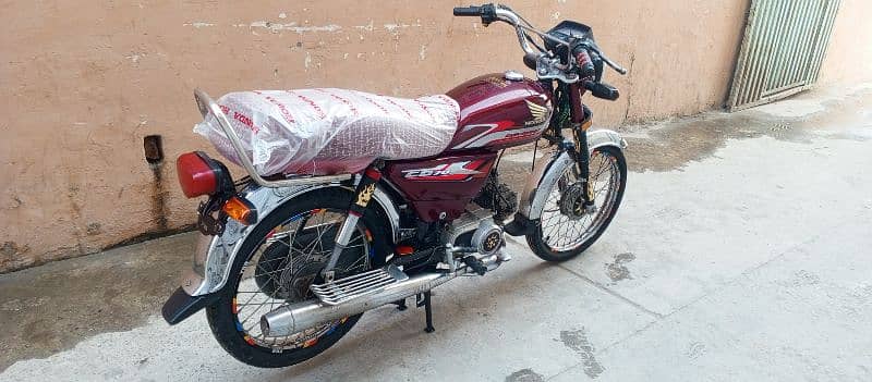 Honda 70 Model 2020/21 Rawalpindi Number 3