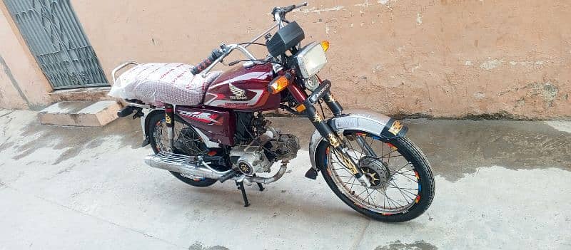 Honda 70 Model 2020/21 Rawalpindi Number 4