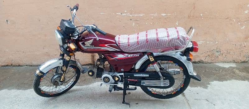 Honda 70 Model 2020/21 Rawalpindi Number 9