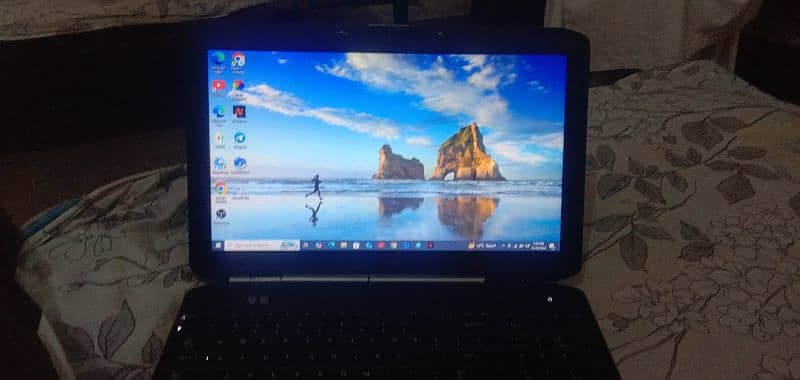 Dell laptop i5 2nd gen 1