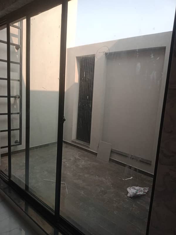 10 Marla House For Sale In Paragon City Lahore 7